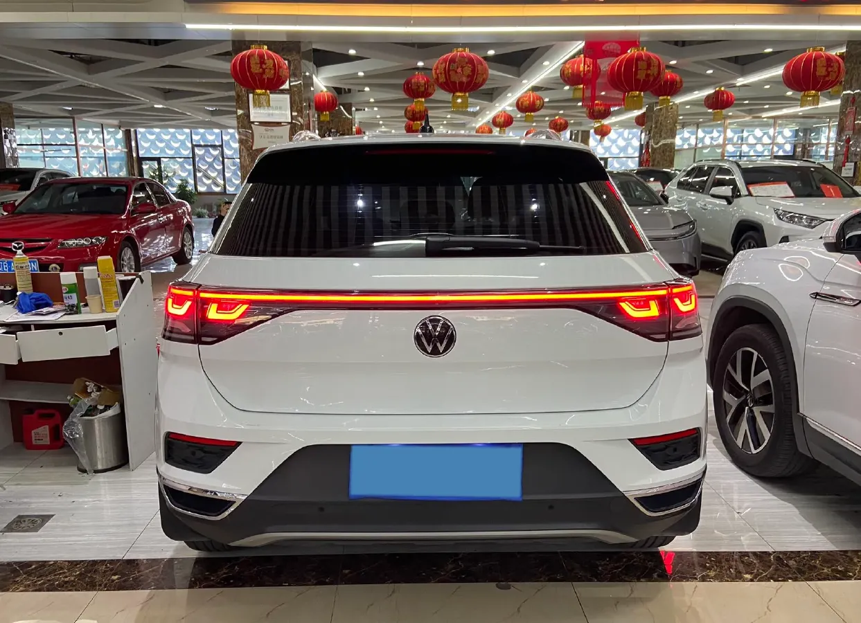 2023 Volkswagen T-Roc 1.4T 150HP L4 7DCT,autocango,china used car exporter,china ev exporter,chinese used car exporter,chinese used ev exporter
