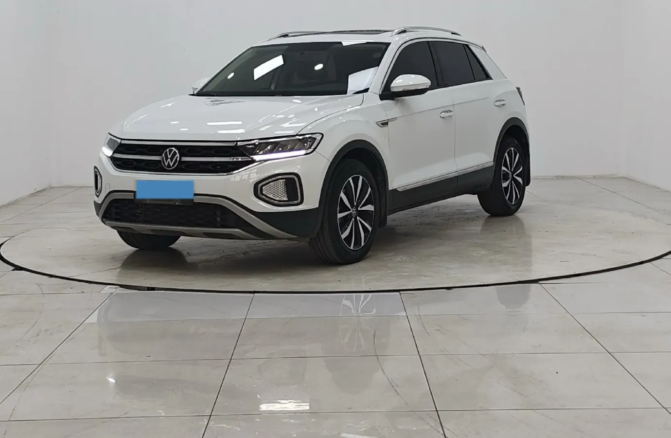2023 Volkswagen T-Roc 1.4T 150HP L4 7DCT,autocango,china used car exporter,china ev exporter,chinese used car exporter,chinese used ev exporter