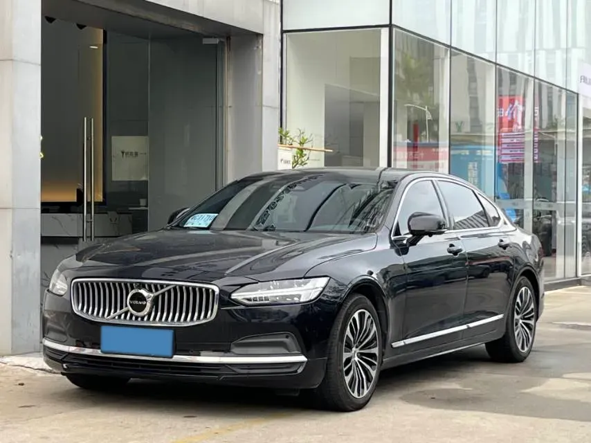 2024 Volvo S90 2.0T 250HP L4 8AT,autocango,china used car exporter,china ev exporter,chinese used car exporter,chinese used ev exporter