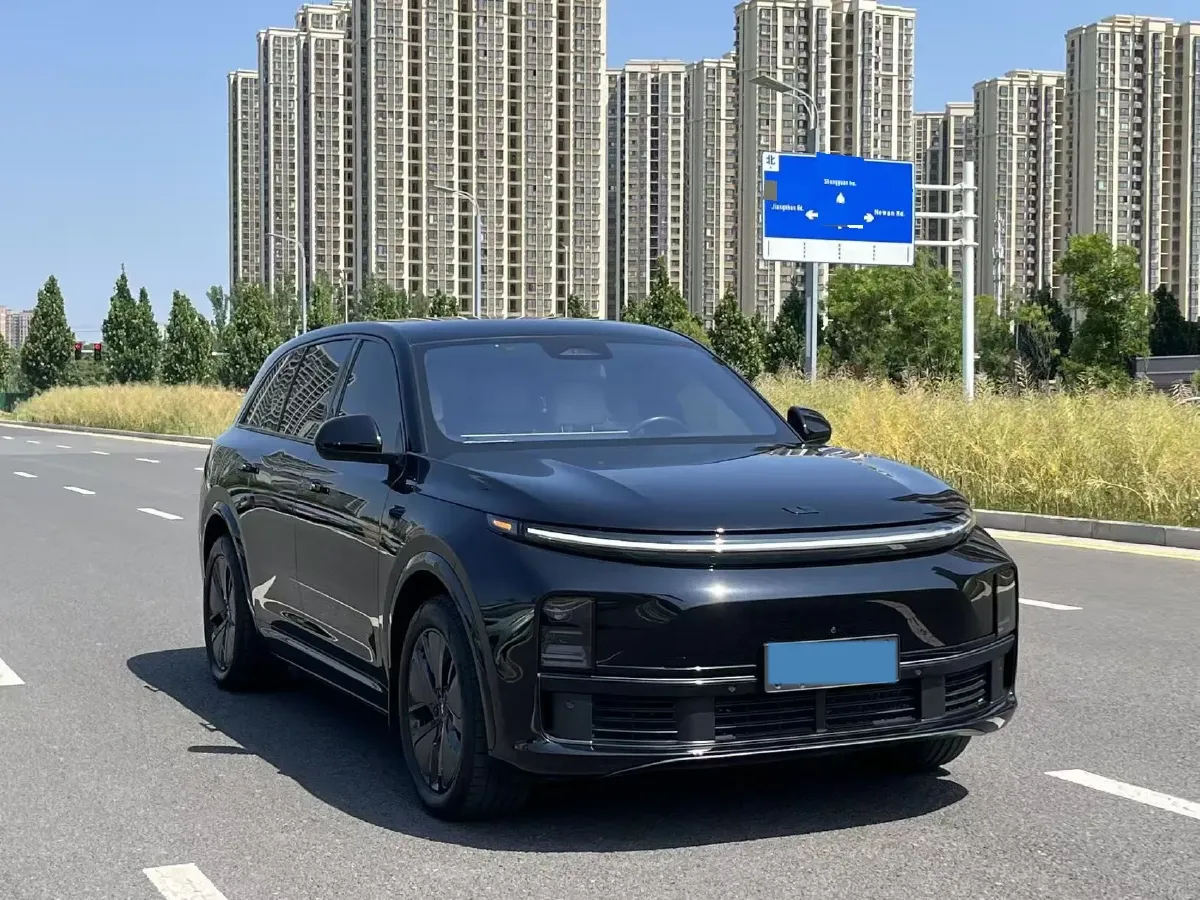 2024 Li L7 Range Extended 154HP REEV 42.8KWH,autocango,china used car exporter,china ev exporter,chinese used car exporter,chinese used ev exporter