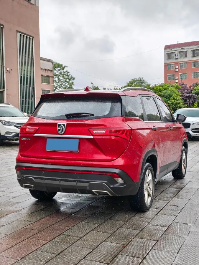 2018 BaoJun 530 1.5T 150HP L4 6MT,autocango,china used car exporter,china ev exporter,chinese used car exporter,chinese used ev exporter