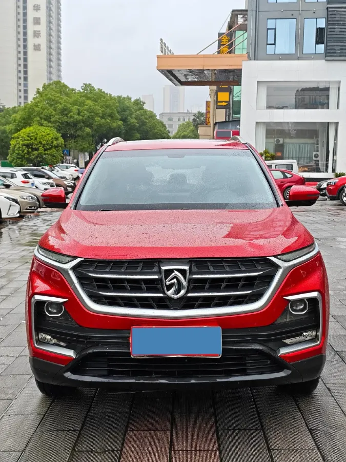 2018 BaoJun 530 1.5T 150HP L4 6MT,autocango,china used car exporter,china ev exporter,chinese used car exporter,chinese used ev exporter