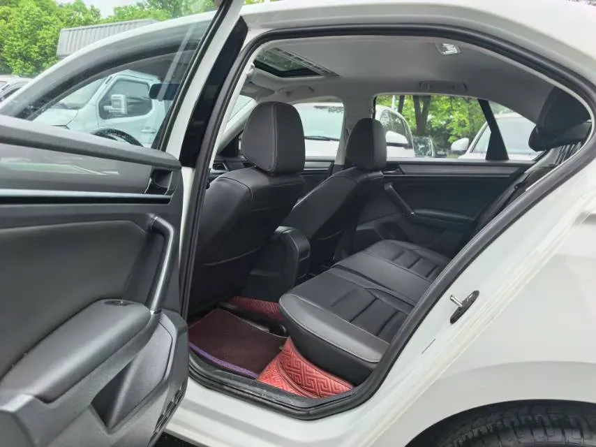 2018 Volkswagen Bora 1.5L 110HP L4 6AT,autocango,china used car exporter,china ev exporter,chinese used car exporter,chinese used ev exporter