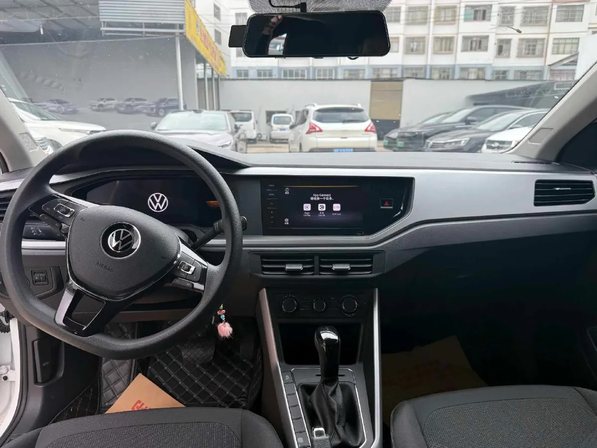 2023 Volkswagen Polo 1.5L 110HP L4 6AT,autocango,china used car exporter,china ev exporter,chinese used car exporter,chinese used ev exporter