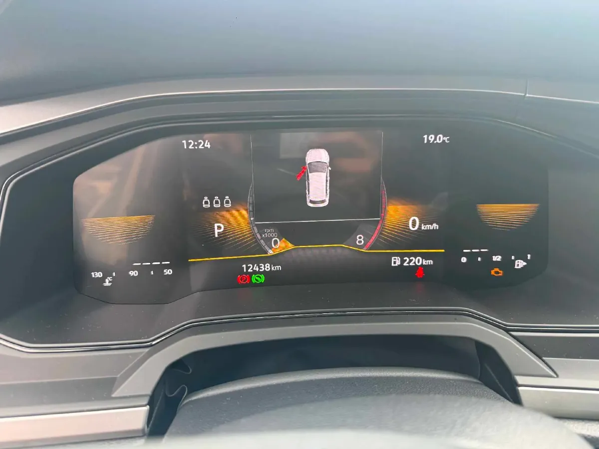 2023 Volkswagen Polo 1.5L 110HP L4 6AT,autocango,china used car exporter,china ev exporter,chinese used car exporter,chinese used ev exporter