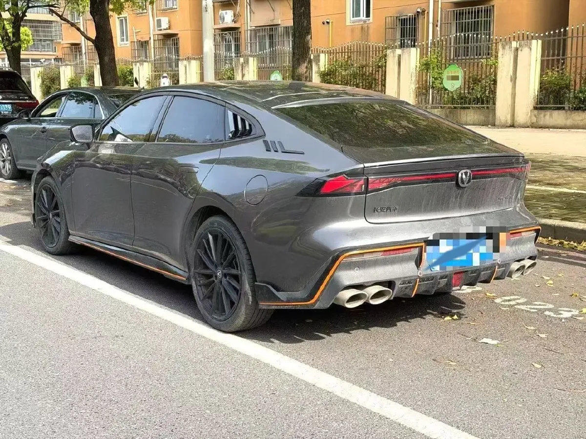 2024 ChangAn UNI-V 1.5T 188HP L4 7DCT,autocango,china used car exporter,china ev exporter,chinese used car exporter,chinese used ev exporter