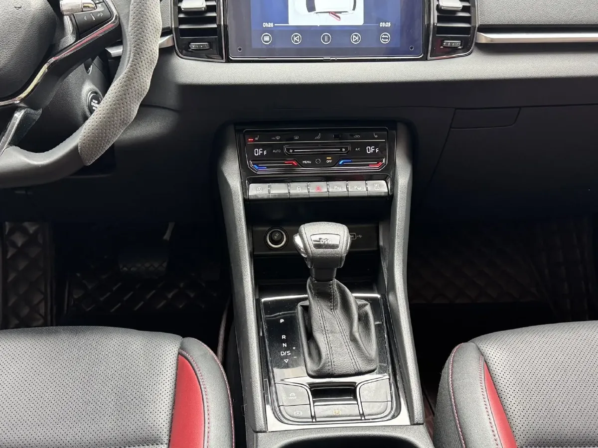 2023 Skoda Karoq 1.4T 150HP L4 7DCT,autocango,china used car exporter,china ev exporter,chinese used car exporter,chinese used ev exporter