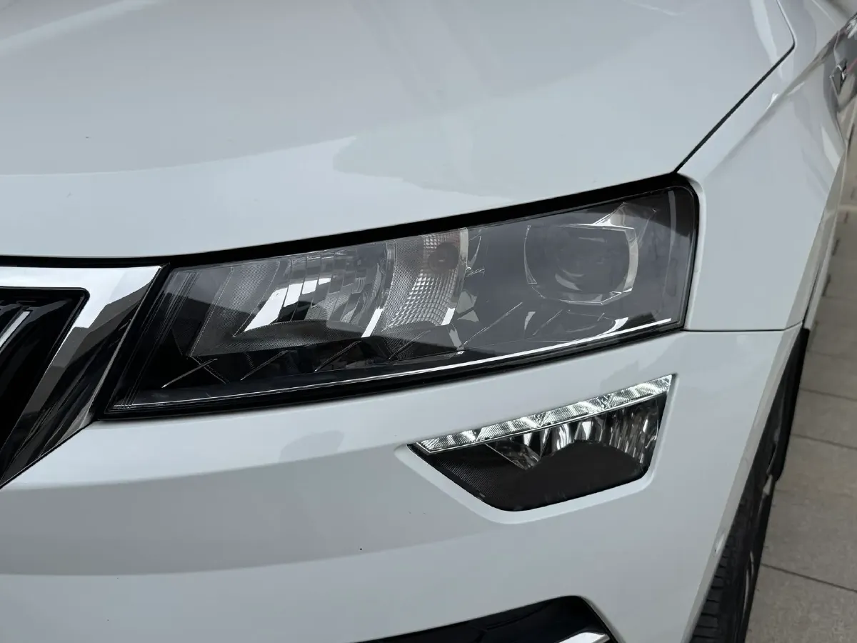 2023 Skoda Karoq 1.4T 150HP L4 7DCT,autocango,china used car exporter,china ev exporter,chinese used car exporter,chinese used ev exporter