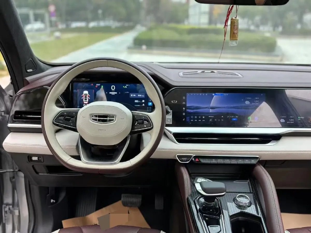 2021 Geely Monjaro 2.0T 238HP L4 8AT,autocango,china used car exporter,china ev exporter,chinese used car exporter,chinese used ev exporter