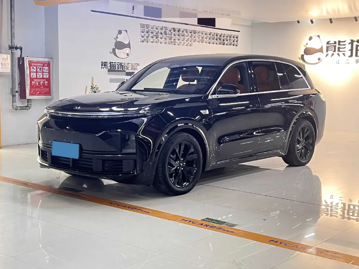 2023 Li L8 Range Extended 154HP REEV 40.9KWH,autocango,china used car exporter,china ev exporter,chinese used car exporter,chinese used ev exporter