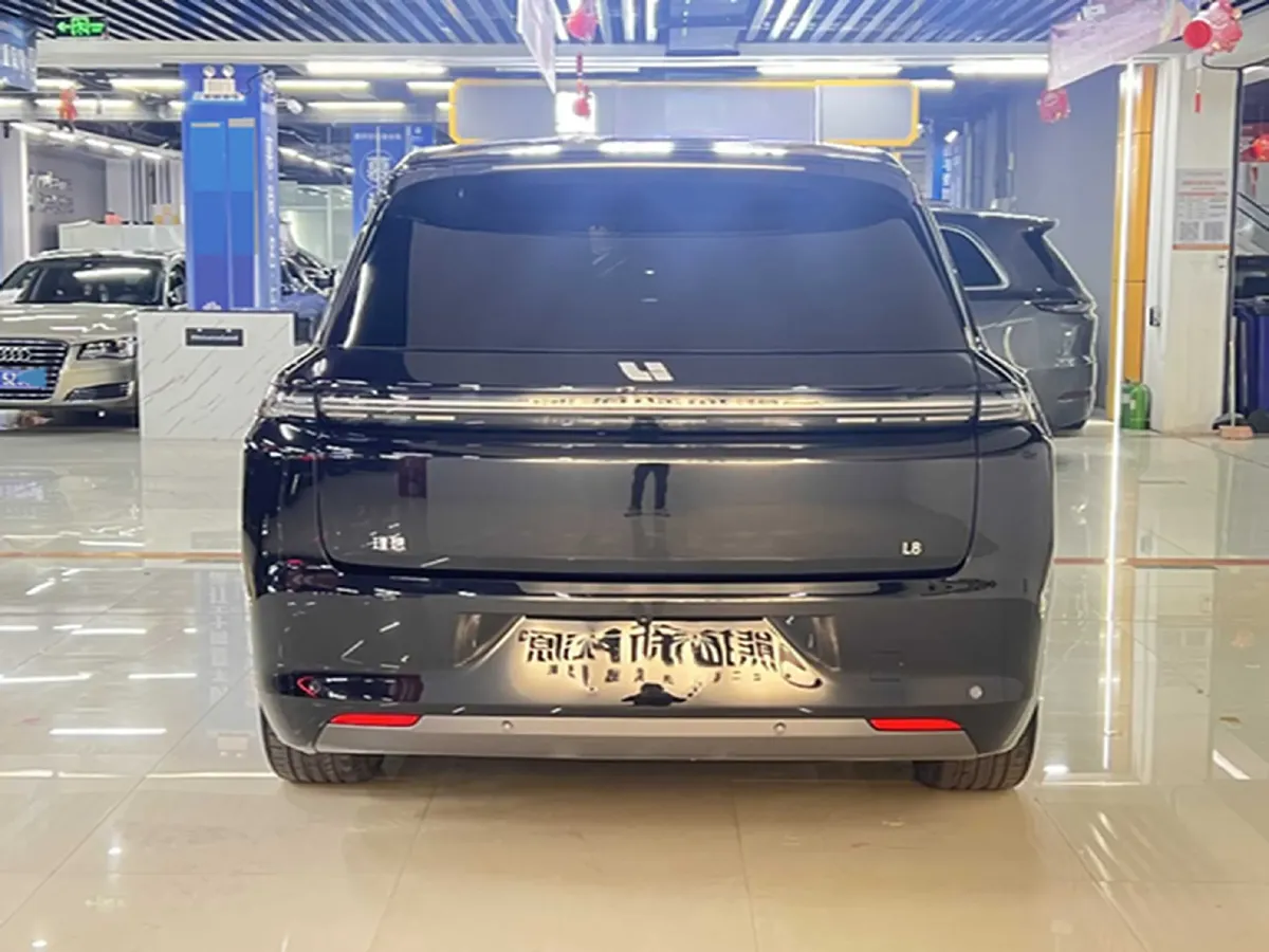 2023 Li L8 Range Extended 154HP REEV 40.9KWH,autocango,china used car exporter,china ev exporter,chinese used car exporter,chinese used ev exporter