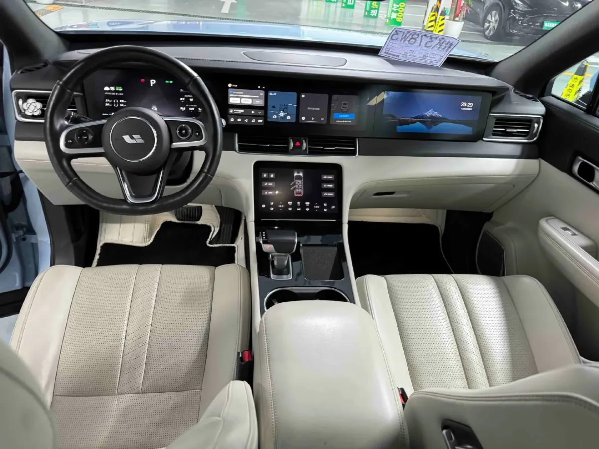 2020 Li ONE Range Extended 131HP REEV 40.5KWH,autocango,china used car exporter,china ev exporter,chinese used car exporter,chinese used ev exporter