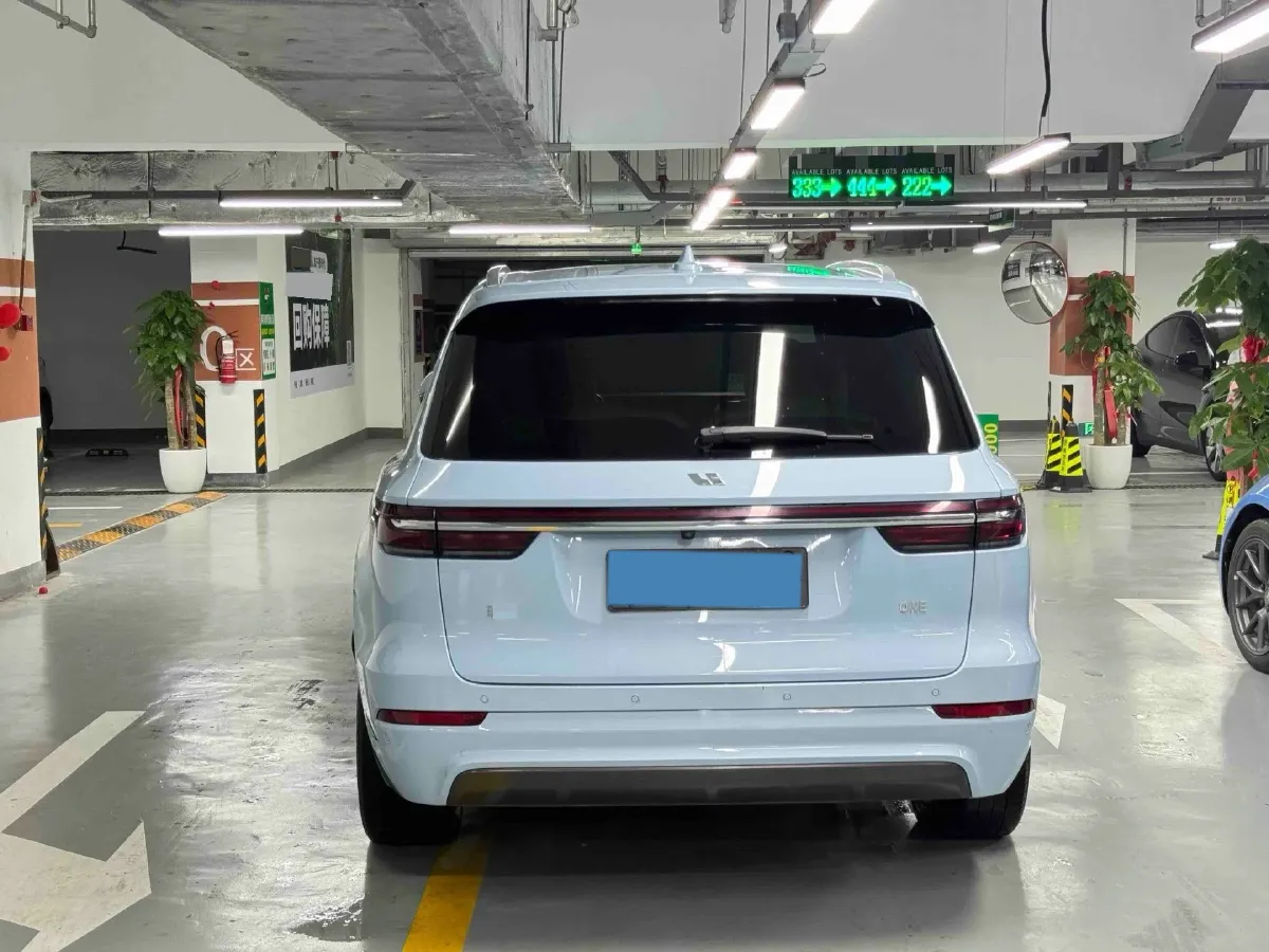 2020 Li ONE Range Extended 131HP REEV 40.5KWH,autocango,china used car exporter,china ev exporter,chinese used car exporter,chinese used ev exporter