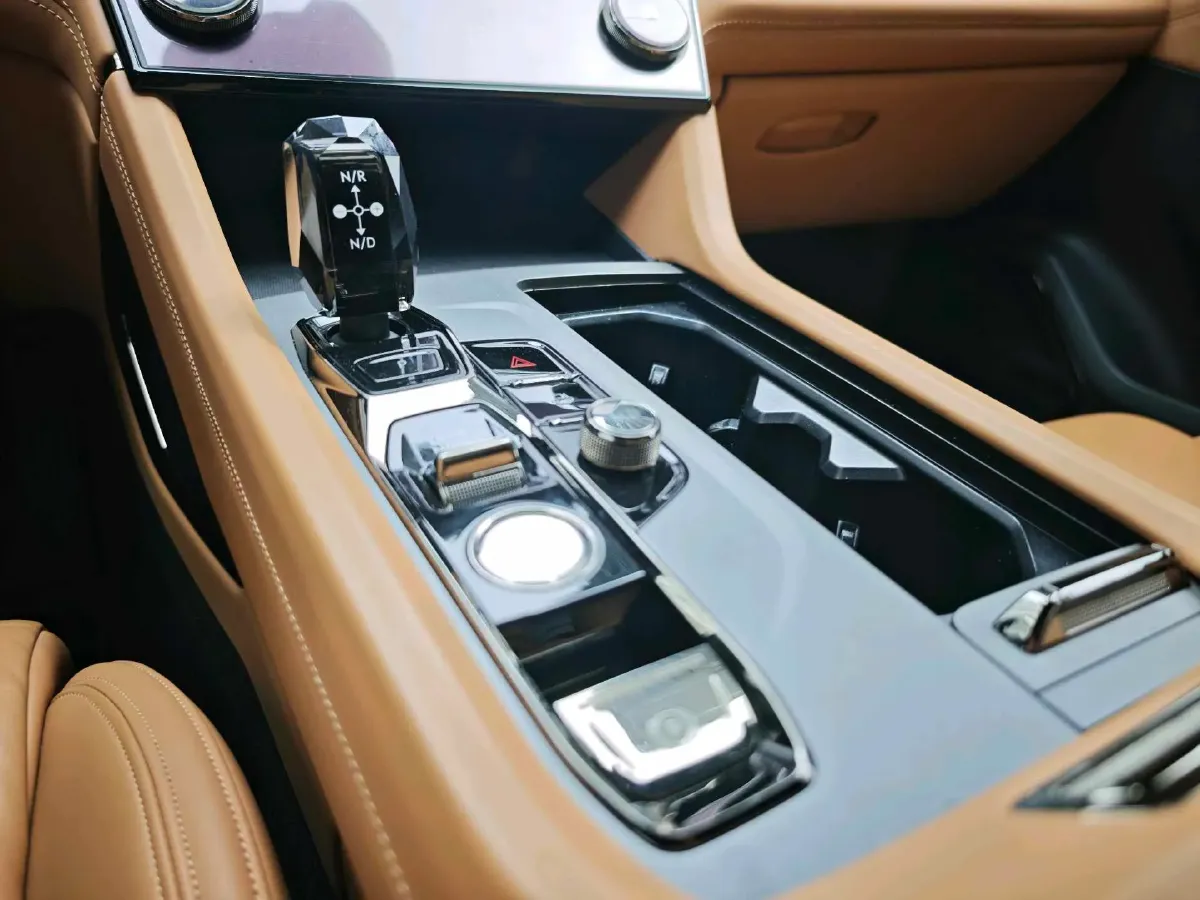 2021 LYNK&CO 09 EM-P 2.0T 254HP L4 8AT PHEV 18.83KWH,autocango,china used car exporter,china ev exporter,chinese used car exporter,chinese used ev exporter