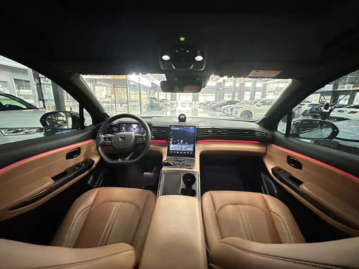 2020 NIO ES6 BEV 70KWH,autocango,china used car exporter,china ev exporter,chinese used car exporter,chinese used ev exporter