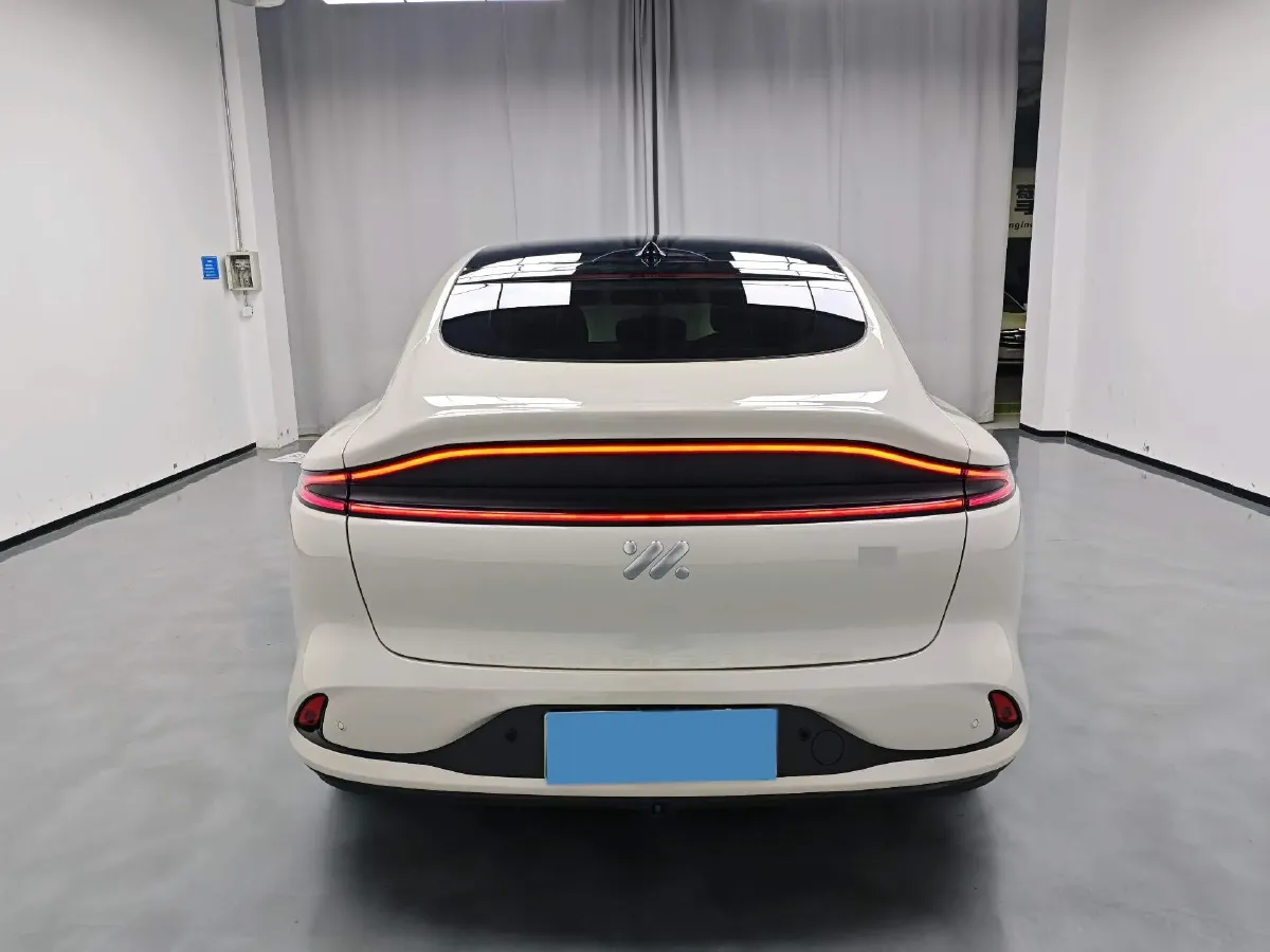 2023 IM LS6 BEV 100KWH,autocango,china used car exporter,china ev exporter,chinese used car exporter,chinese used ev exporter