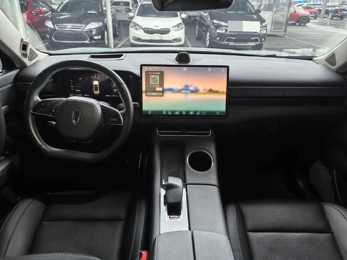 2022 JMC YuHu 7 2.0T 141HP L4 8AT,autocango,china used car exporter,china ev exporter,chinese used car exporter,chinese used ev exporter