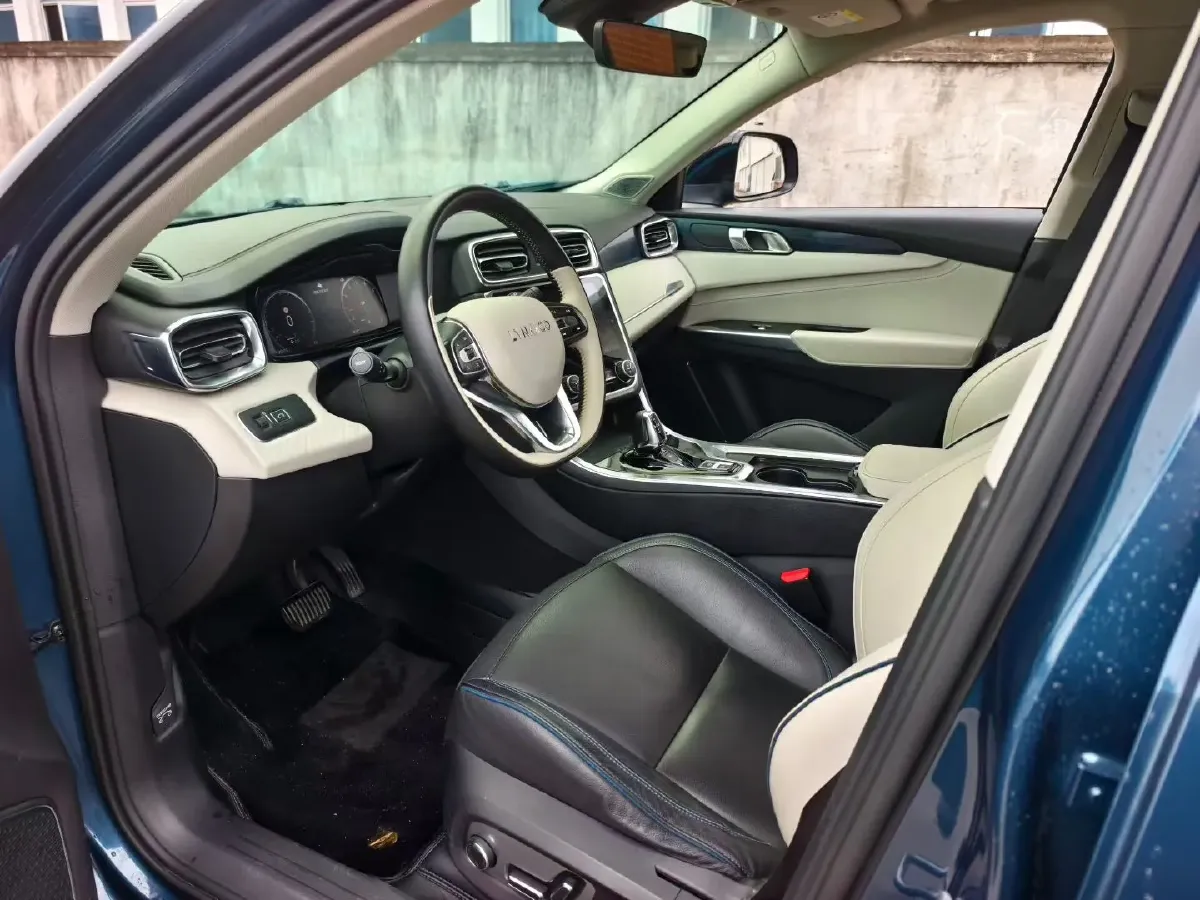 2018 Foton Tunland 2.0T 218HP L4 6AT,autocango,china used car exporter,china ev exporter,chinese used car exporter,chinese used ev exporter