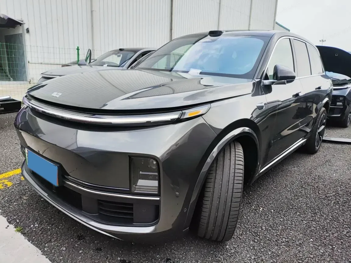 2024 Ford Bronco 2.3T 275HP L4 10AT,autocango,china used car exporter,china ev exporter,chinese used car exporter,chinese used ev exporter