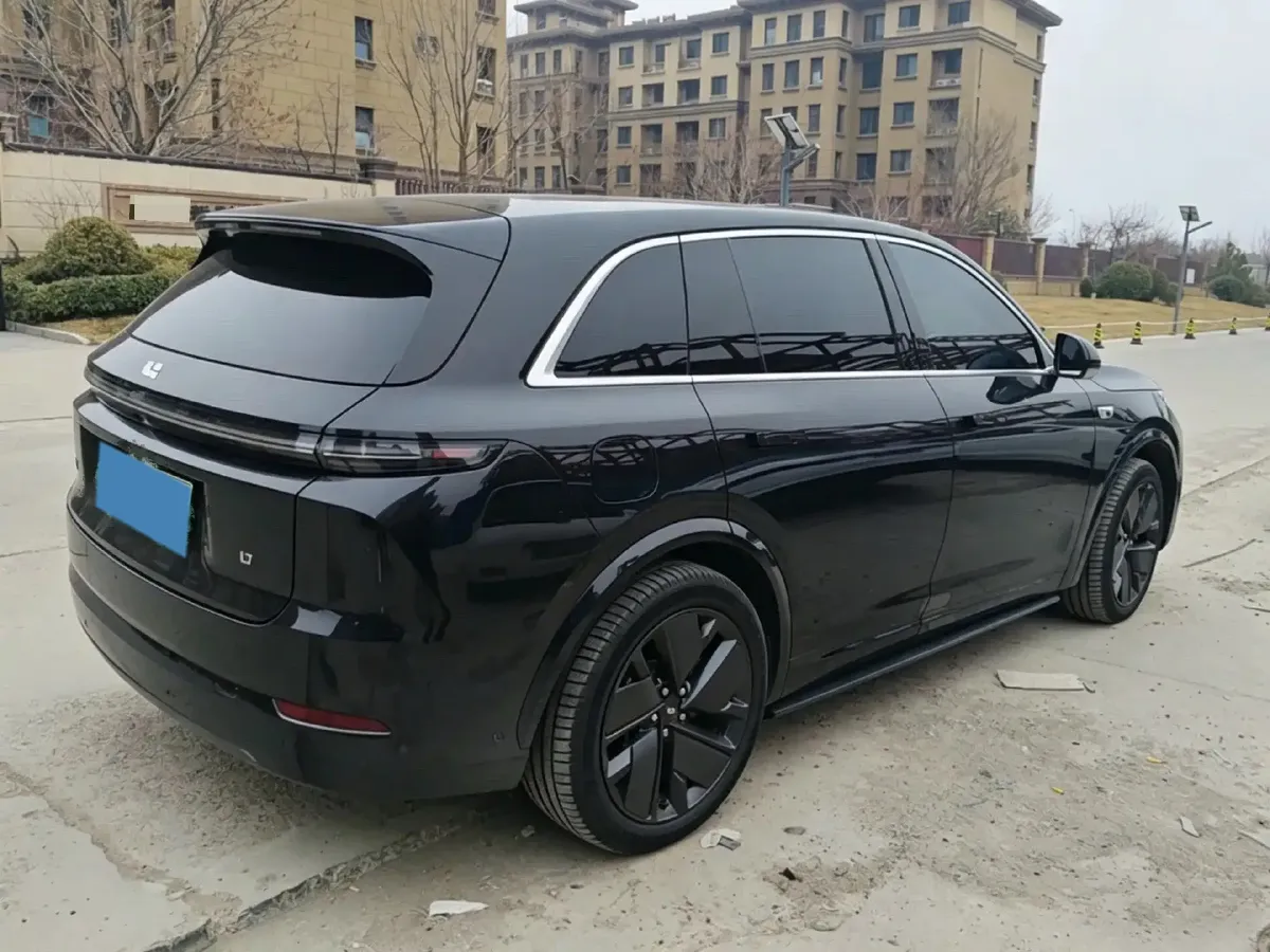 2025 Li L7 Range Extended 154HP REEV,autocango,china used car exporter,china ev exporter,chinese used car exporter,chinese used ev exporter