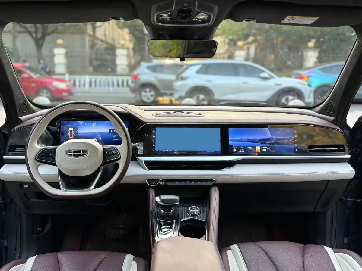 2021 Geely Monjaro 2.0T 218HP L4 7DCT,autocango,china used car exporter,china ev exporter,chinese used car exporter,chinese used ev exporter