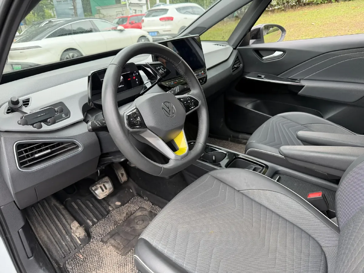 2024 Volkswagen ID.3 BEV 52.8KWH,autocango,china used car exporter,china ev exporter,chinese used car exporter,chinese used ev exporter