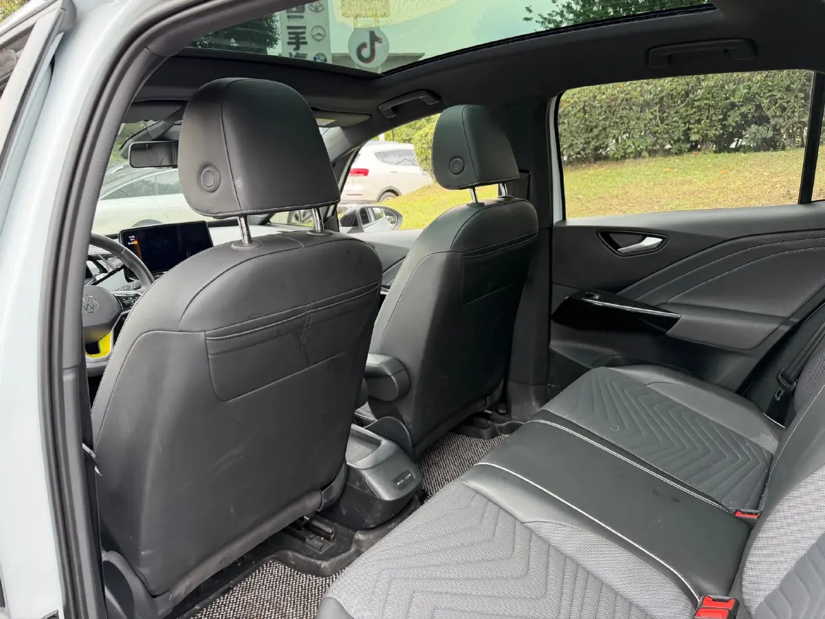 2024 Volkswagen ID.3 BEV 52.8KWH,autocango,china used car exporter,china ev exporter,chinese used car exporter,chinese used ev exporter