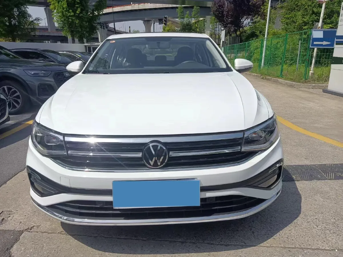 2023 Volkswagen Bora 1.2T 116HP L4 7DCT,autocango,china used car exporter,china ev exporter,chinese used car exporter,chinese used ev exporter