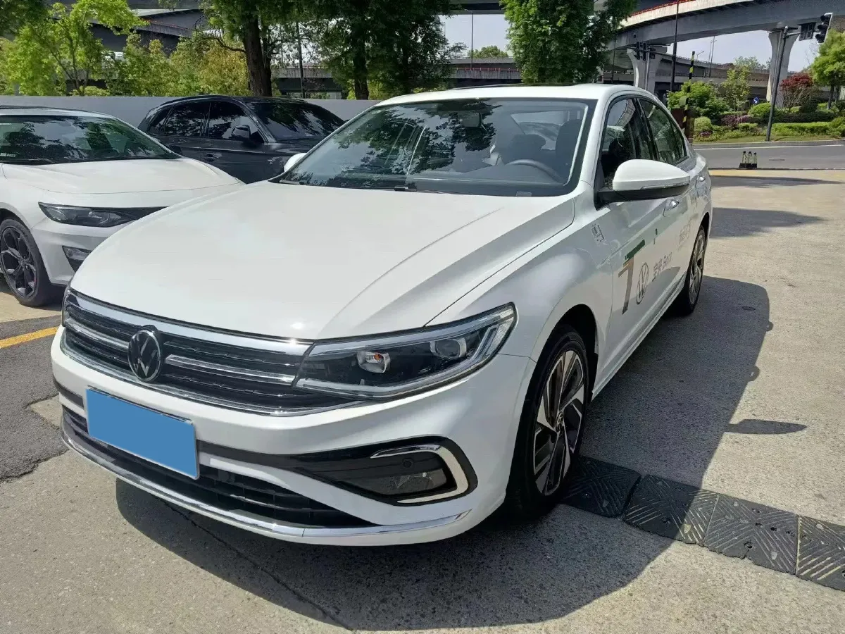 2023 Volkswagen Bora 1.2T 116HP L4 7DCT,autocango,china used car exporter,china ev exporter,chinese used car exporter,chinese used ev exporter
