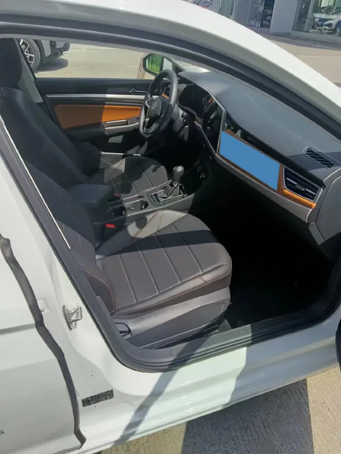 2023 Volkswagen Bora 1.2T 116HP L4 7DCT,autocango,china used car exporter,china ev exporter,chinese used car exporter,chinese used ev exporter