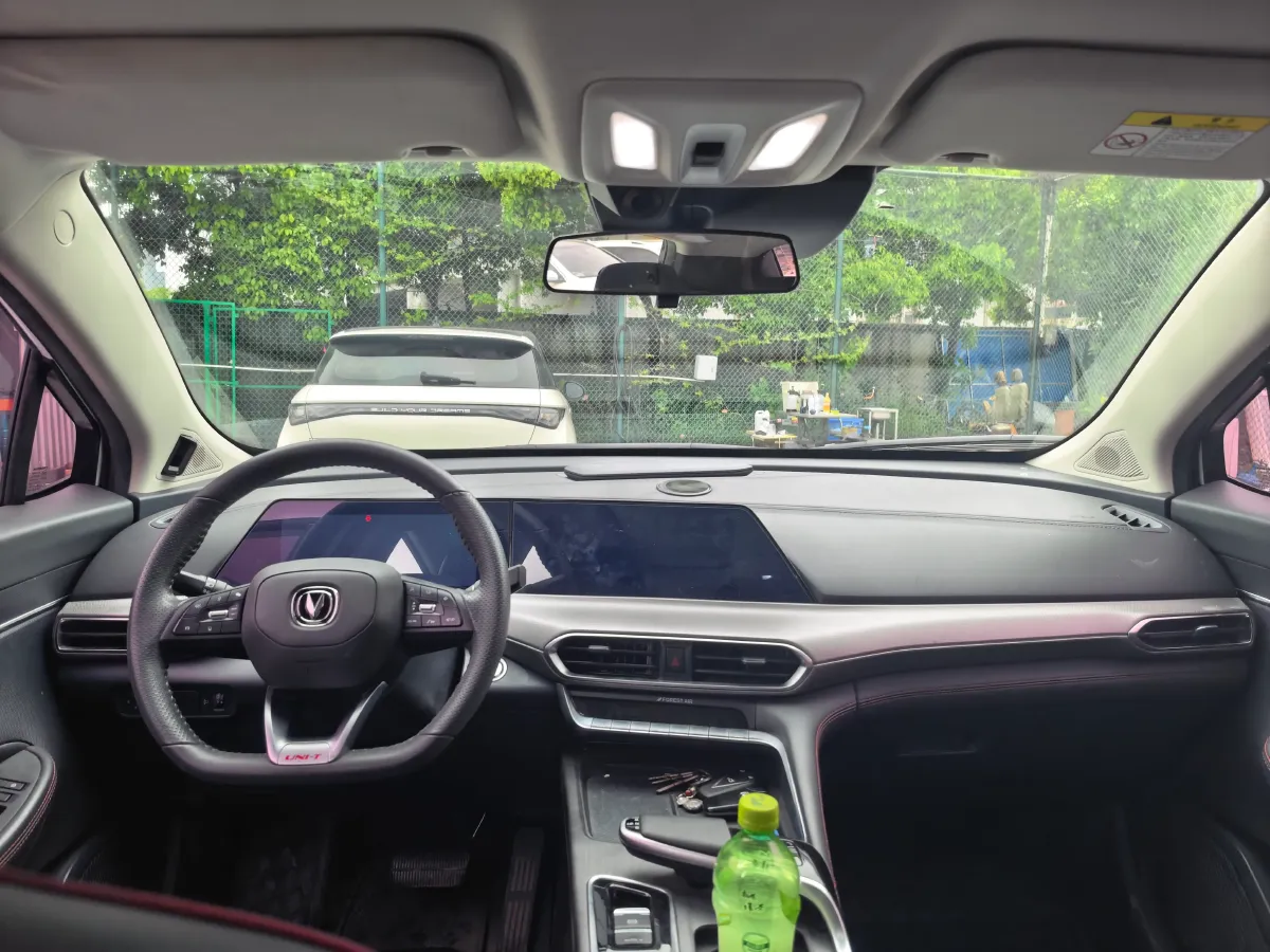 2020 ChangAn UNI-T 1.5T 180HP L4 7DCT,autocango,china used car exporter,china ev exporter,chinese used car exporter,chinese used ev exporter