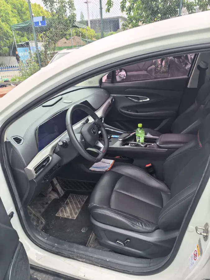 2020 ChangAn UNI-T 1.5T 180HP L4 7DCT,autocango,china used car exporter,china ev exporter,chinese used car exporter,chinese used ev exporter