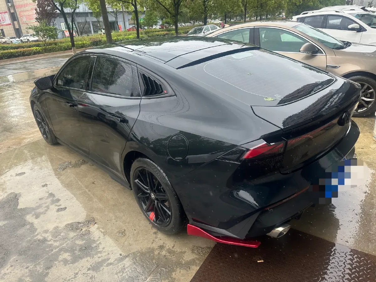 2022 ChangAn UNI-V 1.5T 188HP L4 7DCT,autocango,china used car exporter,china ev exporter,chinese used car exporter,chinese used ev exporter