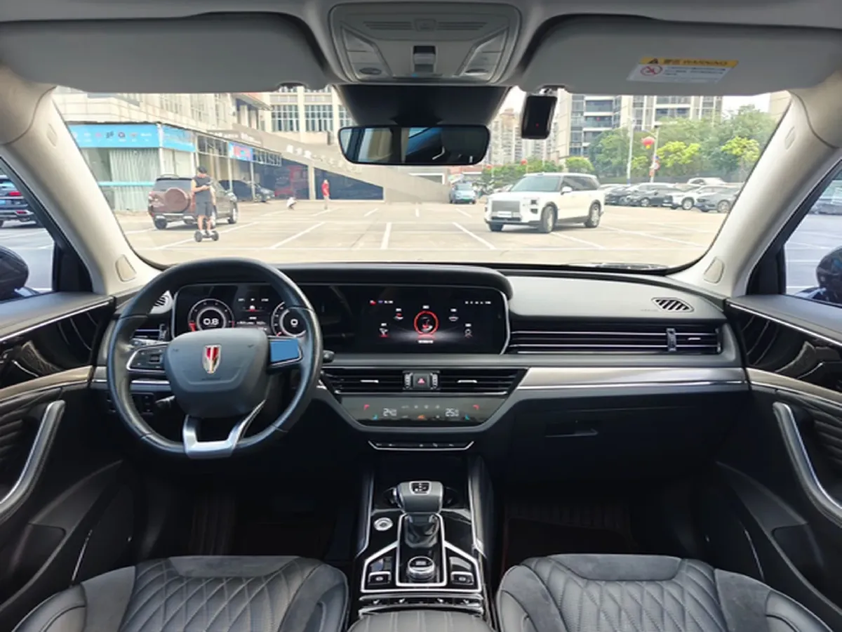 2022 HongQi HS5 2.0T 224HP L4 6AT,autocango,china used car exporter,china ev exporter,chinese used car exporter,chinese used ev exporter