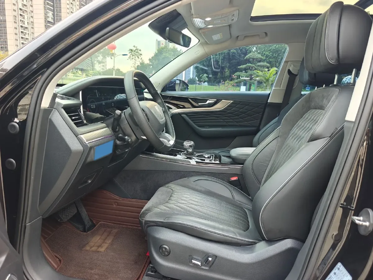 2022 HongQi HS5 2.0T 224HP L4 6AT,autocango,china used car exporter,china ev exporter,chinese used car exporter,chinese used ev exporter