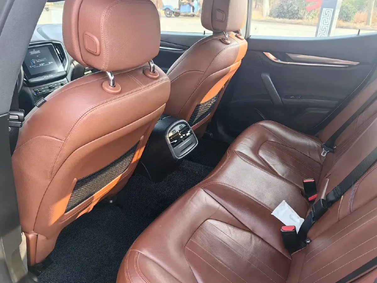 2017 Maserati Ghibli 3.0T 350HP V6 8AT,autocango,china used car exporter,china ev exporter,chinese used car exporter,chinese used ev exporter