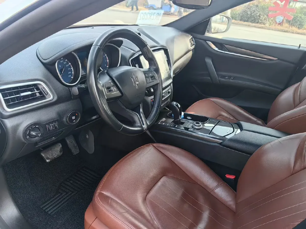 2017 Maserati Ghibli 3.0T 350HP V6 8AT,autocango,china used car exporter,china ev exporter,chinese used car exporter,chinese used ev exporter