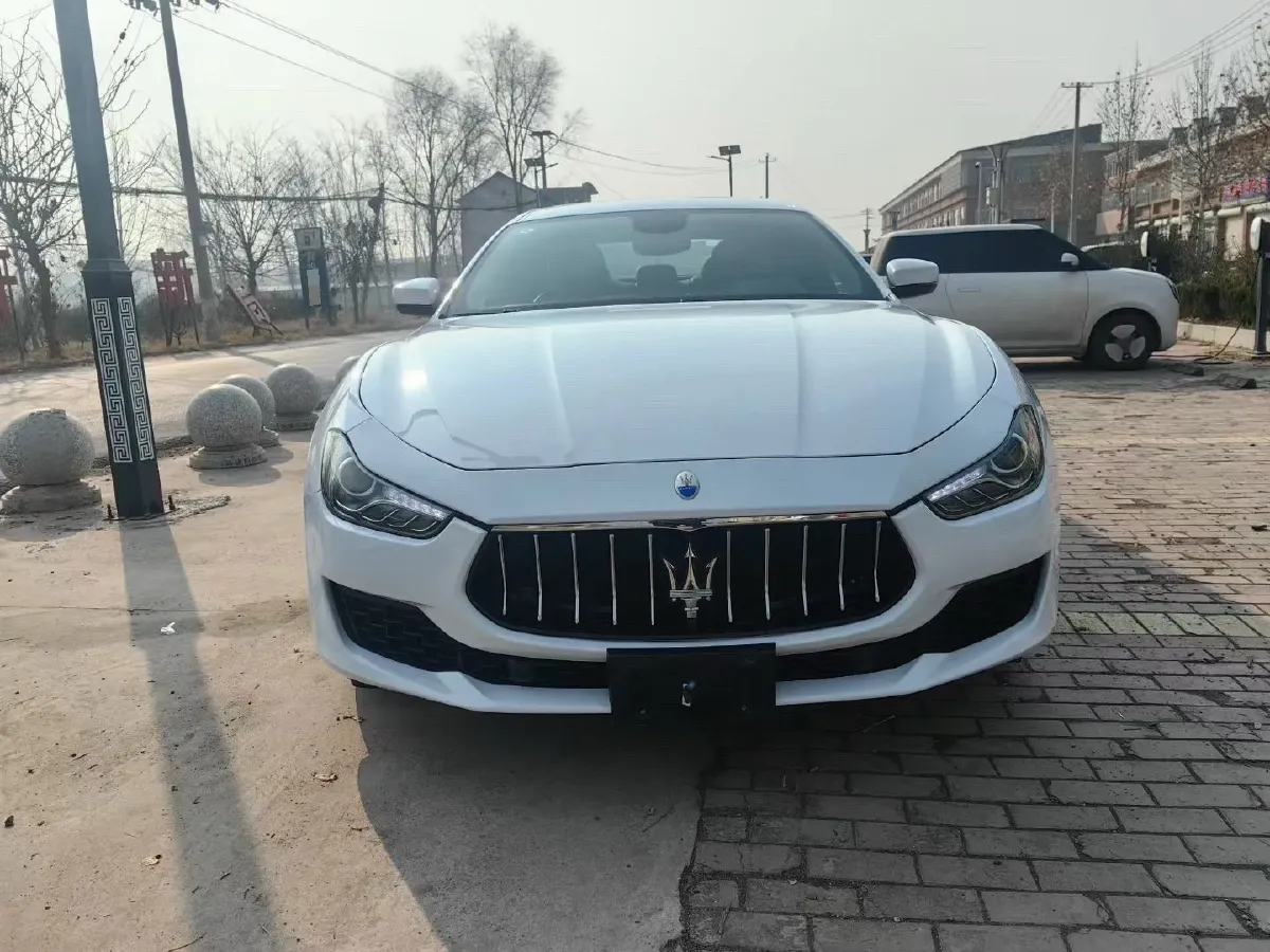 2017 Maserati Ghibli 3.0T 350HP V6 8AT,autocango,china used car exporter,china ev exporter,chinese used car exporter,chinese used ev exporter