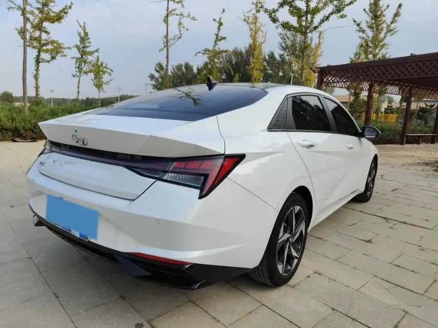 2021 Hyundai Elantra 1.5L 115HP L4 CVT,autocango,china used car exporter,china ev exporter,chinese used car exporter,chinese used ev exporter
