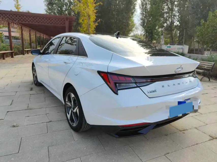 2021 Hyundai Elantra 1.5L 115HP L4 CVT,autocango,china used car exporter,china ev exporter,chinese used car exporter,chinese used ev exporter