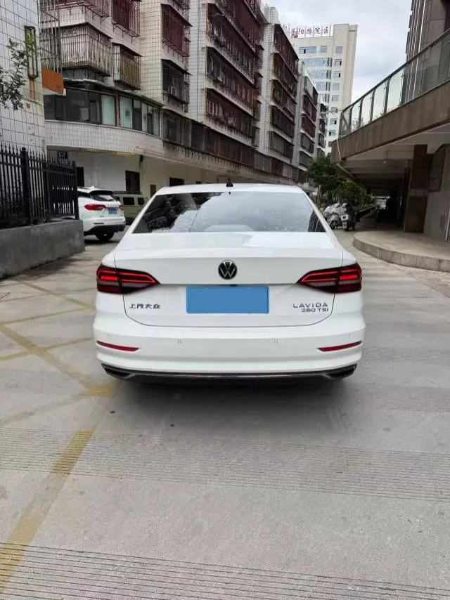 2021 Volkswagen Lavida 1.4T 150HP L4 7DCT,autocango,china used car exporter,china ev exporter,chinese used car exporter,chinese used ev exporter