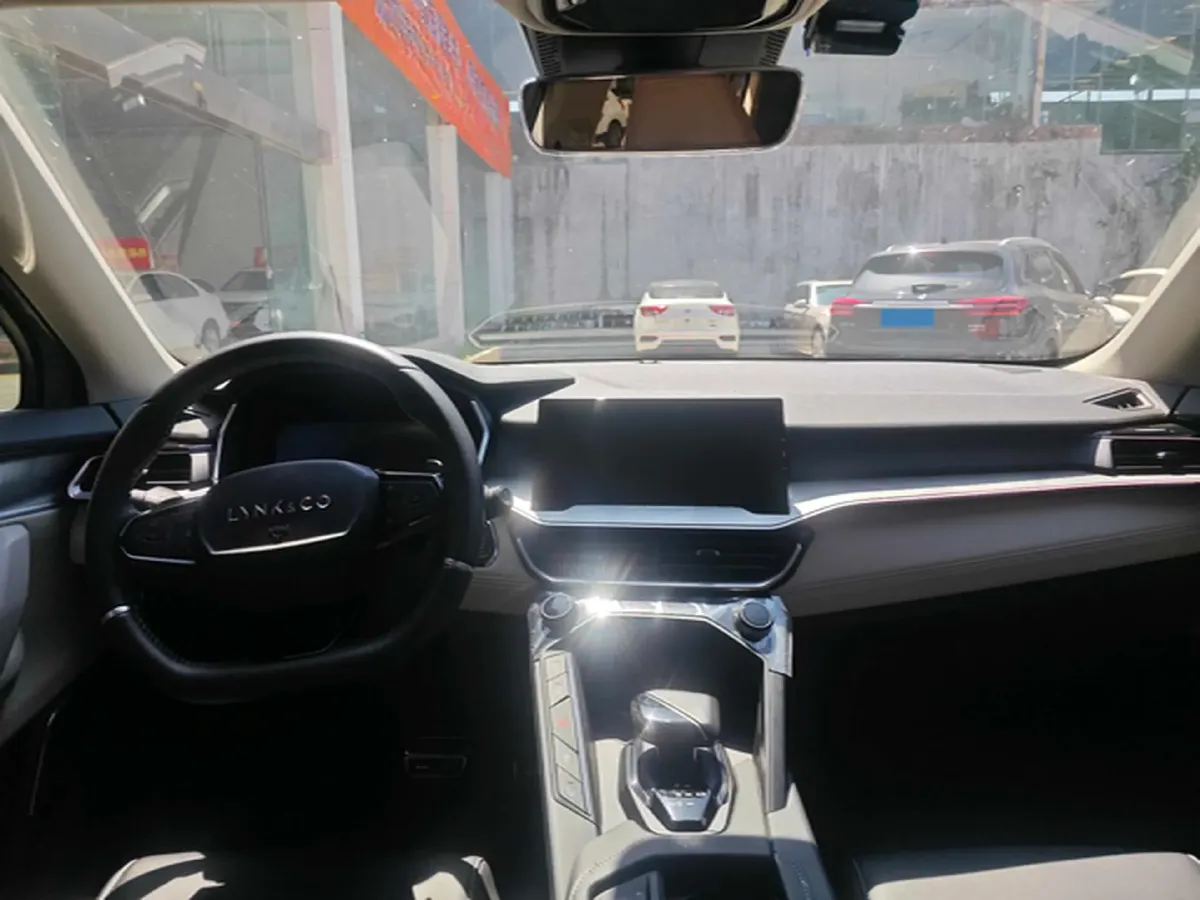 2020 LYNK&CO 06 1.5T 177HP L3 7DCT,autocango,china used car exporter,china ev exporter,chinese used car exporter,chinese used ev exporter