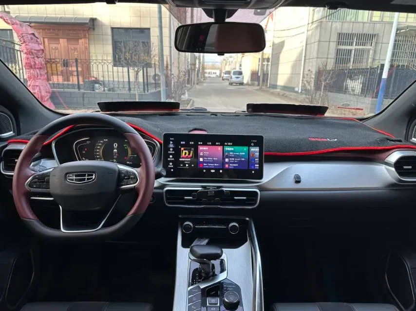 2022 Geely Coolray 1.5T 177HP L3 7DCT PHEV 15.5KWH,autocango,china used car exporter,china ev exporter,chinese used car exporter,chinese used ev exporter