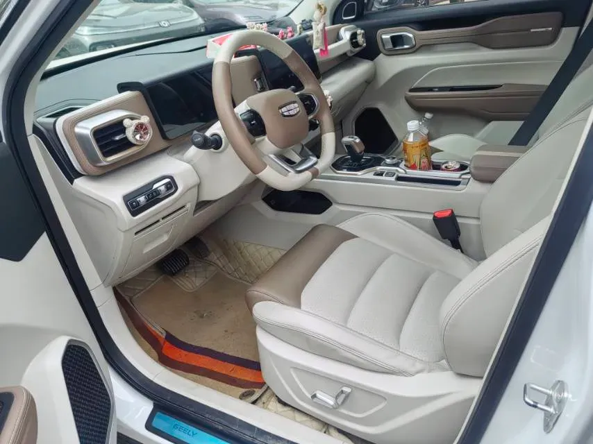 2022 Geely ICON 1.5T 177HP L3 6AT,autocango,china used car exporter,china ev exporter,chinese used car exporter,chinese used ev exporter