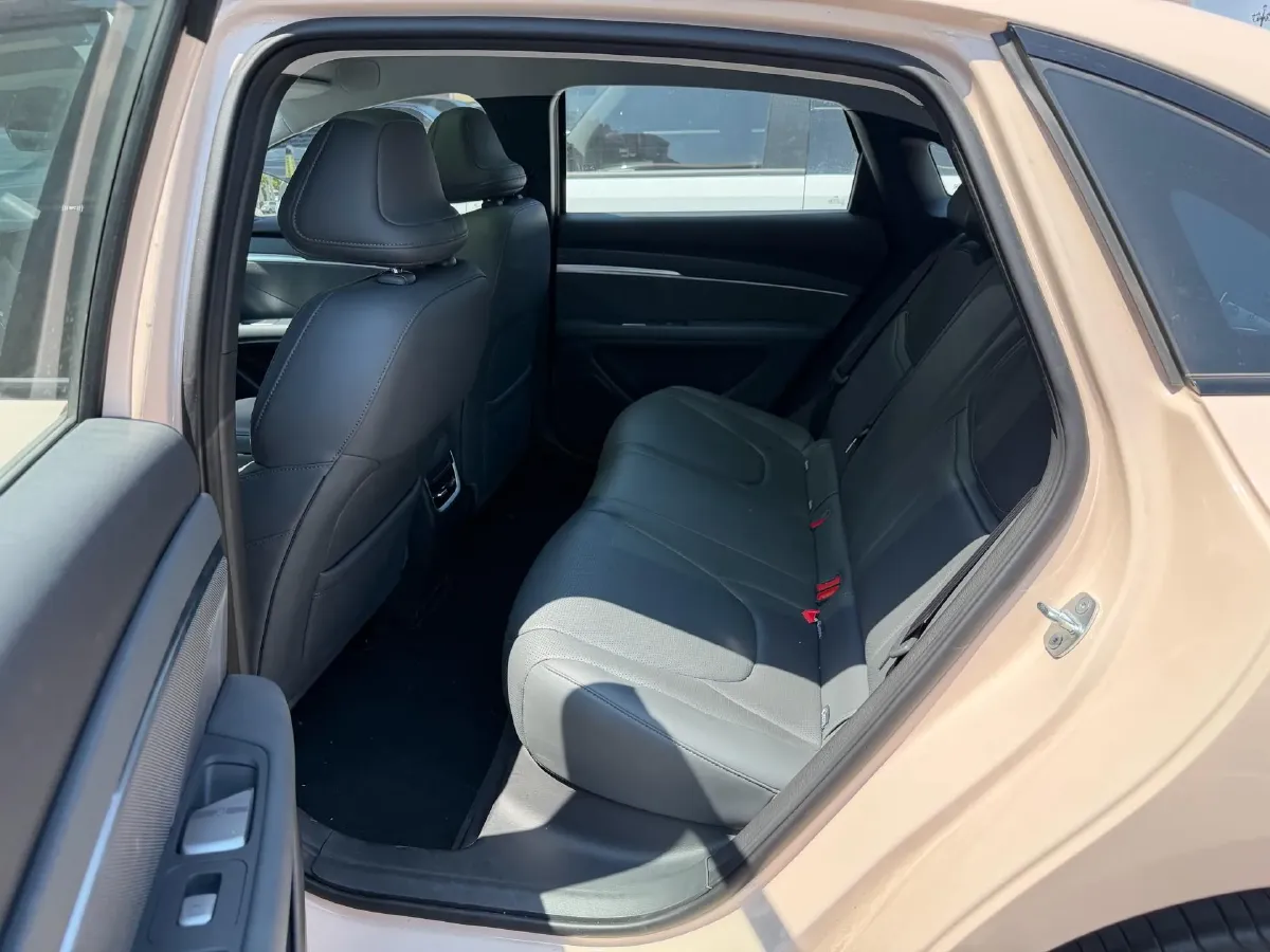 2025 Xpeng MONA M03 BEV,autocango,china used car exporter,china ev exporter,chinese used car exporter,chinese used ev exporter