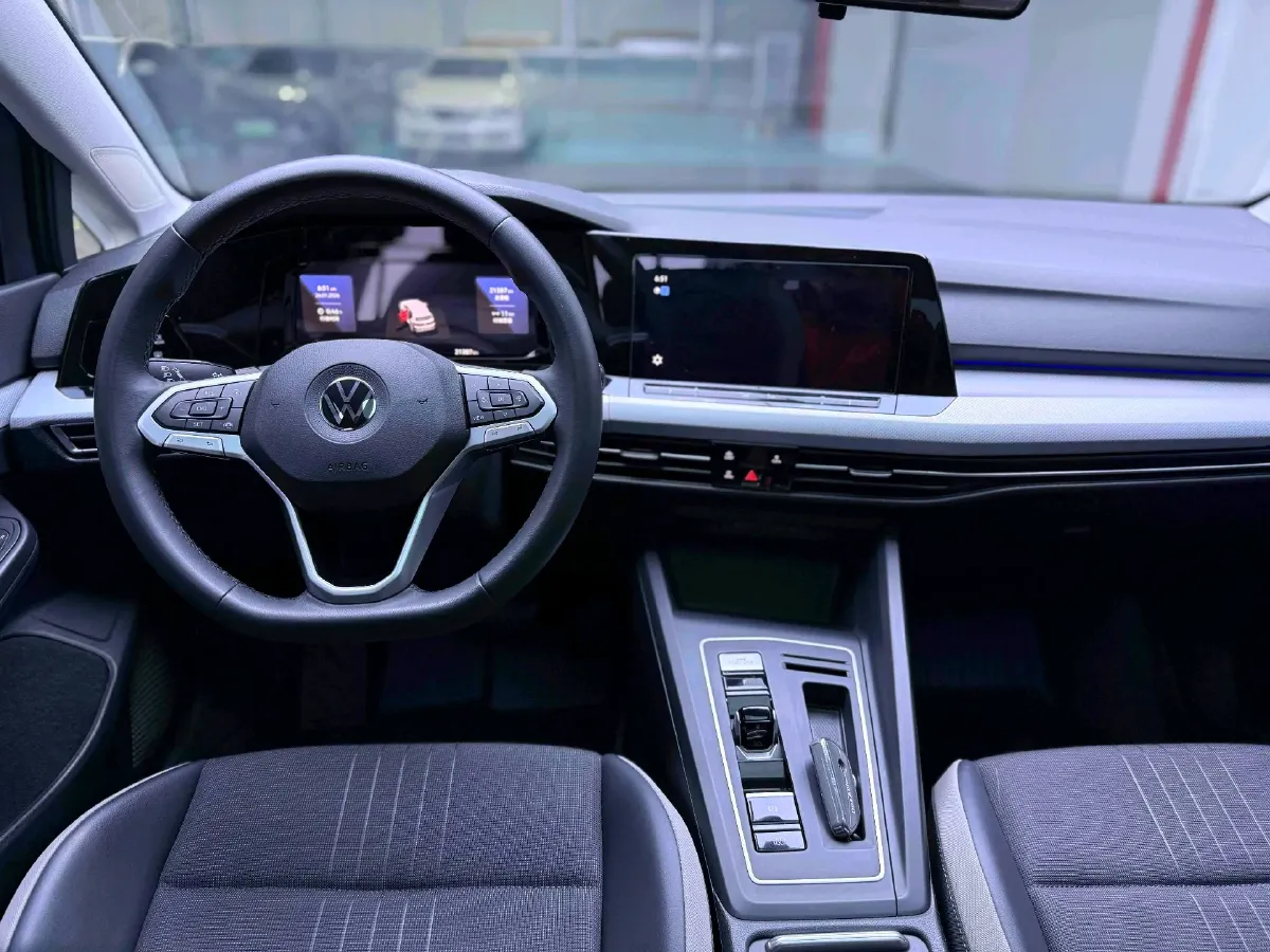 2021 Volkswagen Golf 1.4T 150HP L4 7DCT,autocango,china used car exporter,china ev exporter,chinese used car exporter,chinese used ev exporter