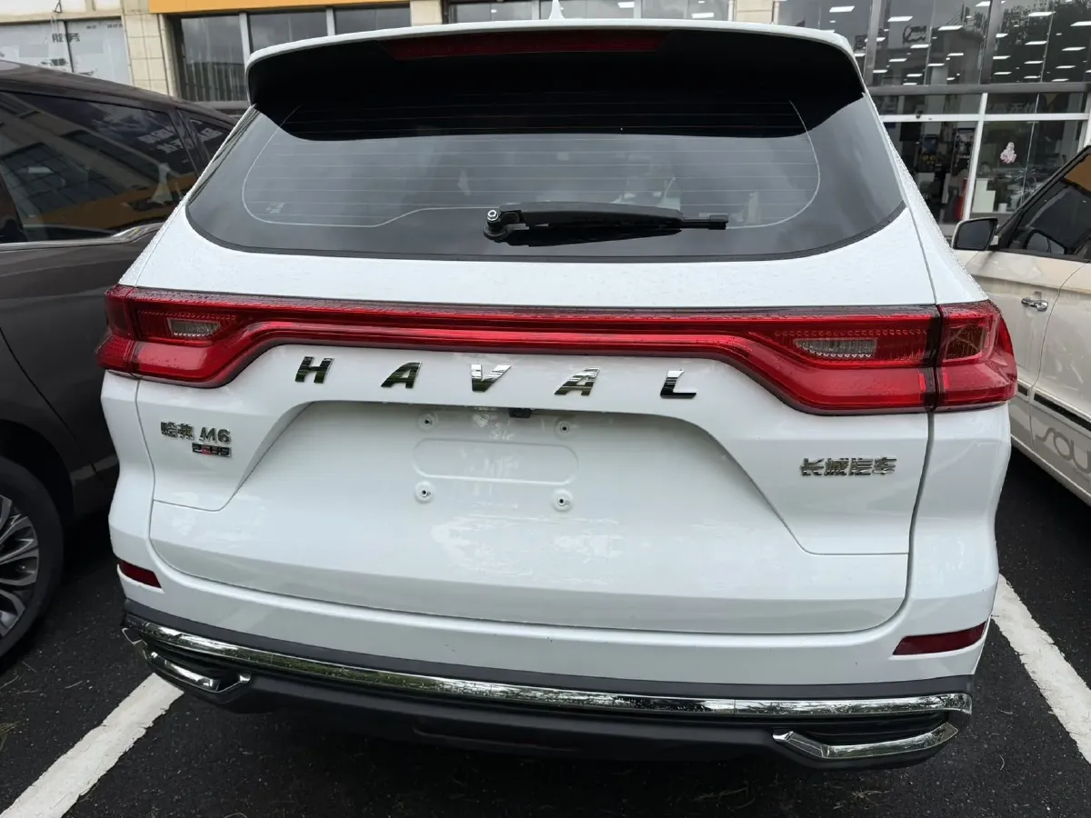 2021 Haval M6 1.5T 150HP L4 7DCT,autocango,china used car exporter,china ev exporter,chinese used car exporter,chinese used ev exporter