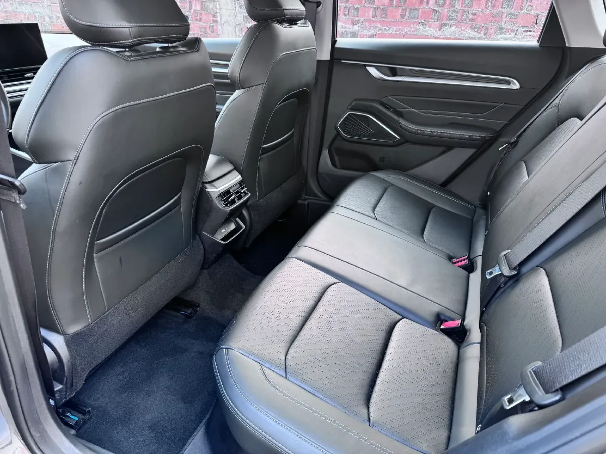 2023 Geely Emgrand 1.5L 127HP L4 CVT,autocango,china used car exporter,china ev exporter,chinese used car exporter,chinese used ev exporter