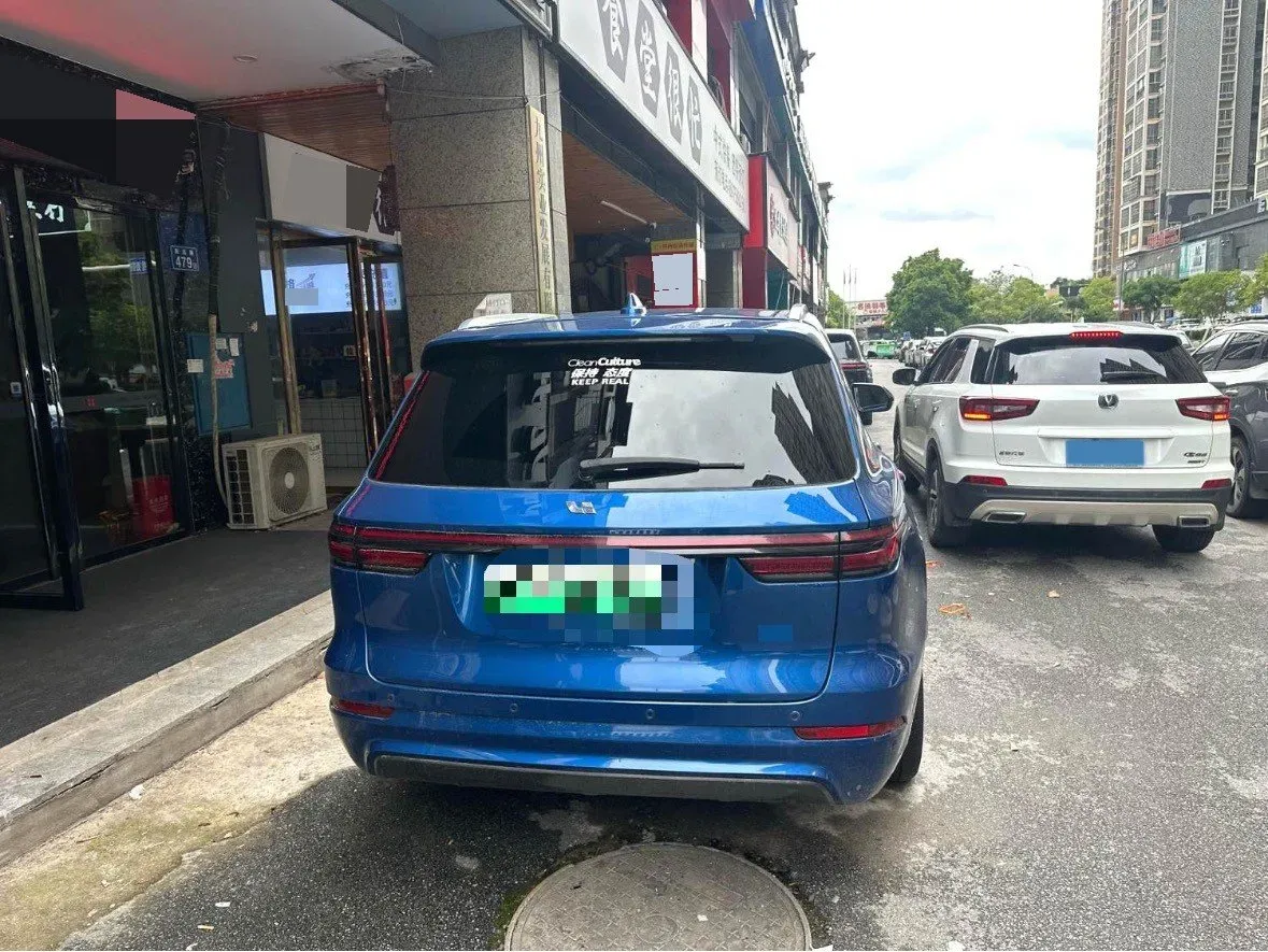 2020 Li ONE Range Extended 131HP REEV 40.5KWH,autocango,china used car exporter,china ev exporter,chinese used car exporter,chinese used ev exporter