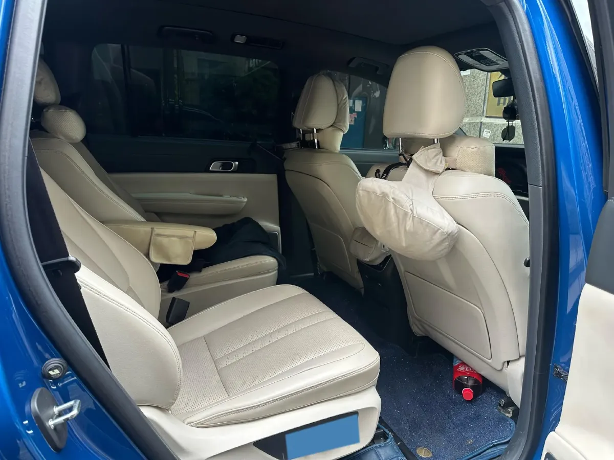 2020 Li ONE Range Extended 131HP REEV 40.5KWH,autocango,china used car exporter,china ev exporter,chinese used car exporter,chinese used ev exporter